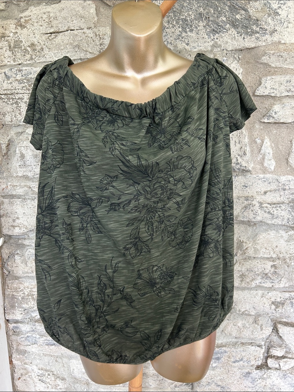 Floral Print Off-Shoulder Top